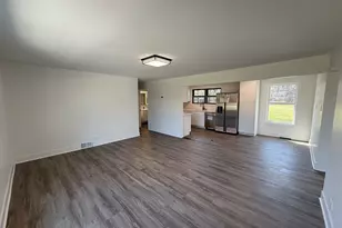 8418 Meadowbrook Dr, Burr Ridge, IL 60527 - Photo 8