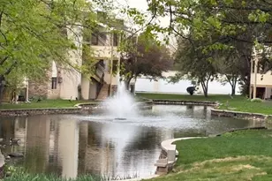 183 N Waters Edge Dr W, Glendale Heights, IL 60139 - Photo 6