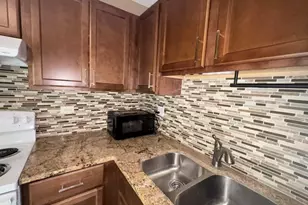 183 N Waters Edge Dr W, Glendale Heights, IL 60139 - Photo 28