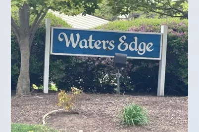 183 N Waters Edge Drive W #301, Glendale Heights, IL 60139 - Photo 10