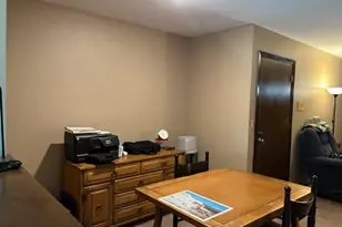 183 N Waters Edge Dr W, Glendale Heights, IL 60139 - Photo 10