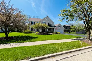 802 Autumn Hill, West Dundee, IL 60118 - Photo 4