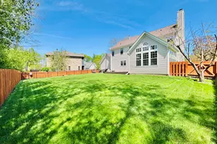 802 Autumn Hill, West Dundee, IL 60118 - Photo 6