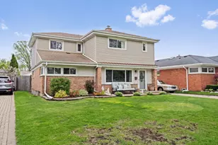 8243 N Washington St, Niles, IL 60714 - Photo 30