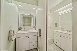 8243 N Washington St, Niles, IL 60714 - Photo 20
