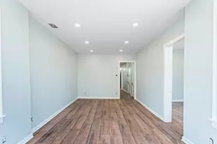 3720 W Eddy St, Chicago, IL 60618 - Photo 4