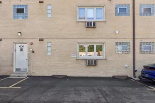 6136 S Kensington Ave, Countryside, IL 60525 - Photo 18