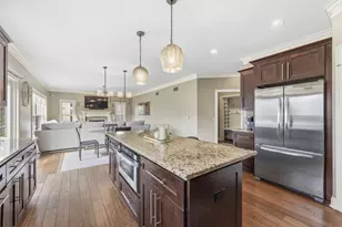 601 Oak Ln, South Elgin, IL 60177 - Photo 22