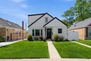 5204 S Oak Park Ave, Chicago, IL 60638 - Photo 1