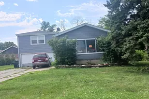 9803 W 57th Street SW, Countryside, IL 60525 - Photo 1