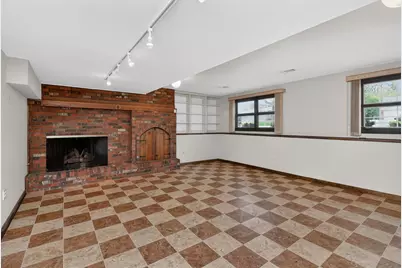8607 Main Street, Downers Grove, IL 60516 - Photo 24