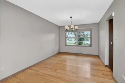 8607 Main Street, Downers Grove, IL 60516 - Photo 10