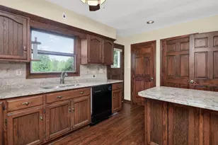 8607 Main St, Downers Grove, IL 60516 - Photo 12
