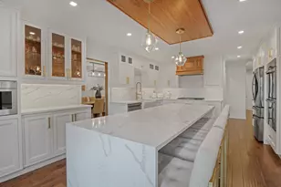 810 Kent Cir, Bartlett, IL 60103 - Photo 14