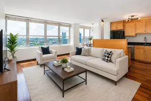 655 W Irving Park Rd, Chicago, IL 60613 - Photo 4