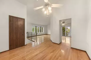 9371 Windsor Pkwy, Tinley Park, IL 60487 - Photo 8