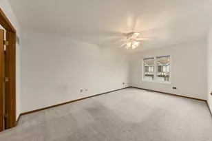 9371 Windsor Pkwy, Tinley Park, IL 60487 - Photo 12