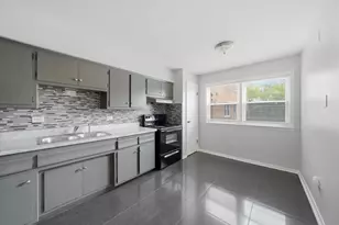 10108 S Pulaski Rd, Oak Lawn, IL 60453 - Photo 6