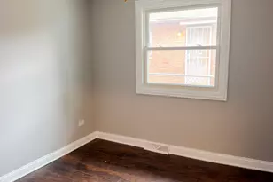 16247 Paulina St, Markham, IL 60428 - Photo 6