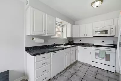 3416 N Oriole Avenue, Chicago, IL 60634 - Photo 8