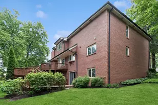 2374 Pepper Tree Ct, Lisle, IL 60532 - Photo 22
