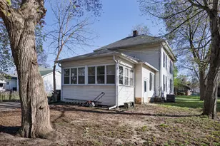 436 W Washington St, Marengo, IL 60152 - Photo 16