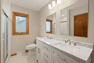 10817 Bonnie Brae Rd, Huntley, IL 60142 - Photo 8