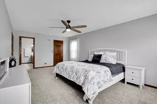 1450 Canter Ln, Bartlett, IL 60103 - Photo 20