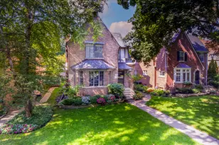 2512 Lawndale Ave, Evanston, IL 60201 - Photo 2
