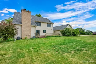 810 Woodridge Trail, McHenry, IL 60050 - Photo 46