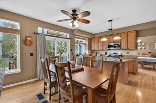 1160 Heavens Gate, Lake in the Hills, IL 60156 - Photo 22