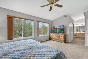 1160 Heavens Gate, Lake in the Hills, IL 60156 - Photo 34