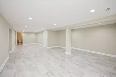 8759 Mobile Avenue, Oak Lawn, IL 60453 - Photo 14