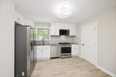 8759 Mobile Avenue, Oak Lawn, IL 60453 - Photo 8