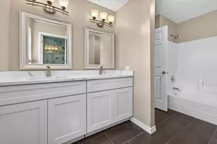 3719 Atlantic Ave, Gurnee, IL 60031 - Photo 10
