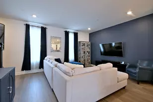 1538 Times Dr, Des Plaines, IL 60018 - Photo 4
