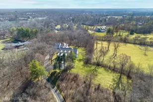 383 County Line Rd, Barrington Hills, IL 60010 - Photo 2