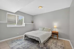 676 Persimmon St, Dekalb, IL 60115 - Photo 26
