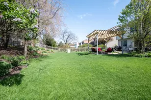 2836 Fairhauser Ct, Naperville, IL 60564 - Photo 30