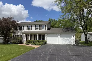 29W026 103rd St, Naperville, IL 60564 - Photo 2