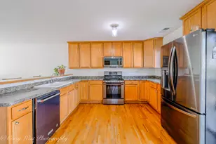 497 E Willow St, Elburn, IL 60119 - Photo 10
