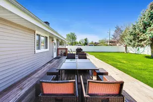 1144 N Fischer Dr, Addison, IL 60101 - Photo 28