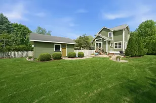 715 Oregon Ave, West Dundee, IL 60118 - Photo 28