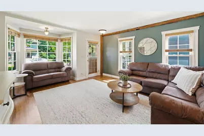 715 Oregon Avenue, West Dundee, IL 60118 - Photo 4