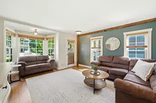 715 Oregon Ave, West Dundee, IL 60118 - Photo 4