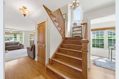 715 Oregon Avenue, West Dundee, IL 60118 - Photo 8