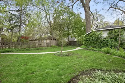 2311 Park Place, Evanston, IL 60201 - Photo 36