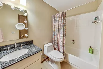 120 E Winchester Road #D, Libertyville, IL 60048 - Photo 18