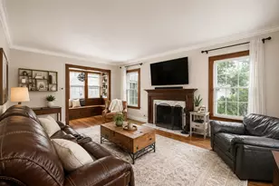 273 Geneva Rd, Glen Ellyn, IL 60137 - Photo 12