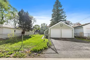 515 Illinois Ave, Elgin, IL 60120 - Photo 28